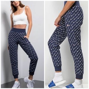 Champion reverse weave navy script logo sweatpants small